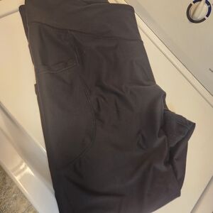 Old Navy Black High-Rise Active Leggings